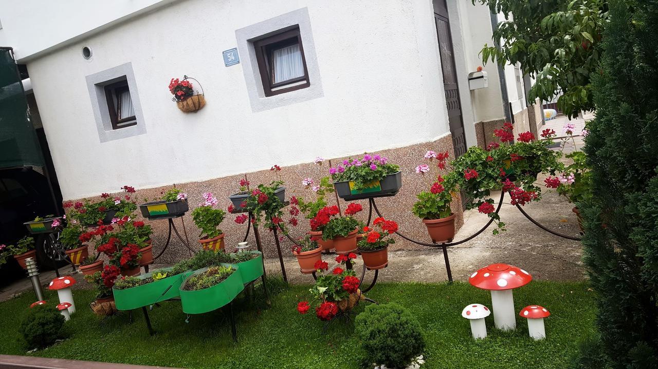 Apartment Elmari Prilep Eksteriør bilde