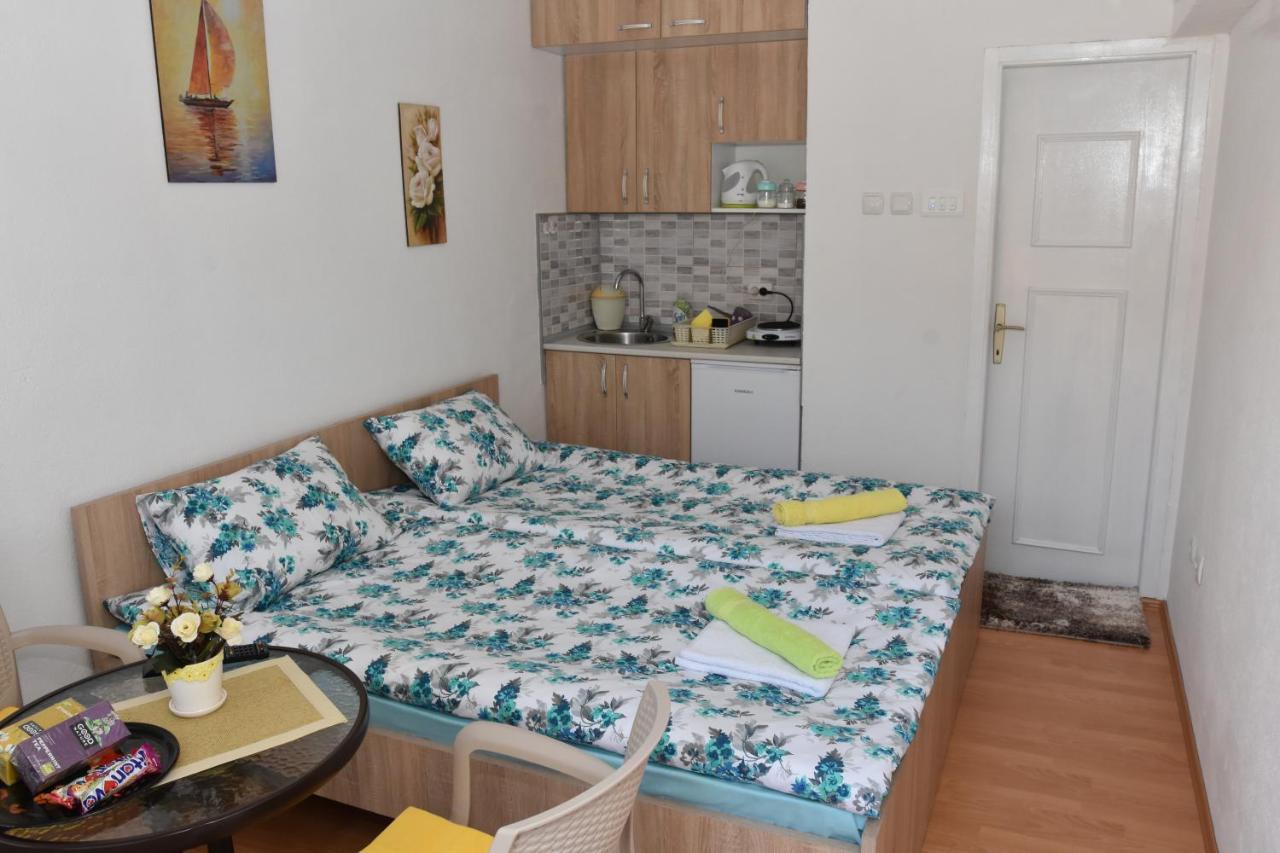 Apartment Elmari Prilep Eksteriør bilde