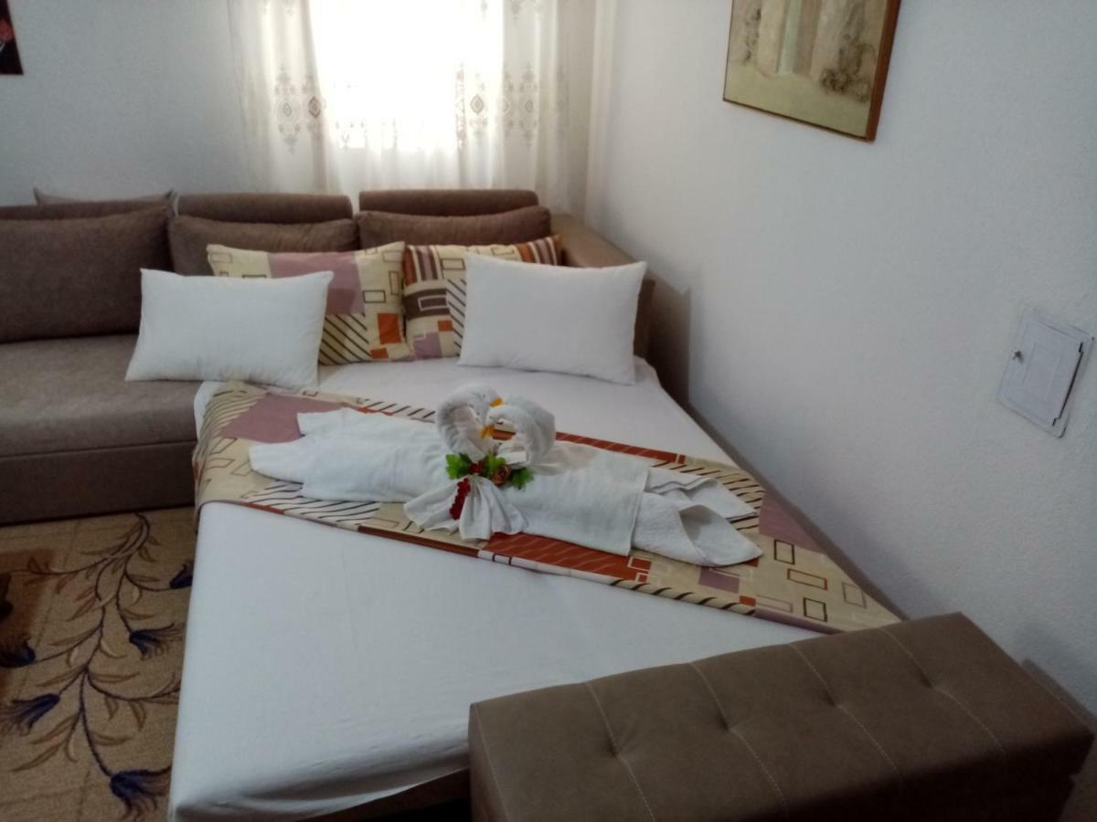 Apartment Elmari Prilep Eksteriør bilde